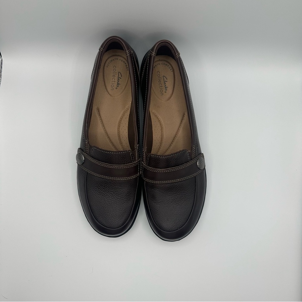 Collection by Clarks Women’s 10 Cora Daisy Brown Loafers Slip On Low Wedge - Picture 2 of 8